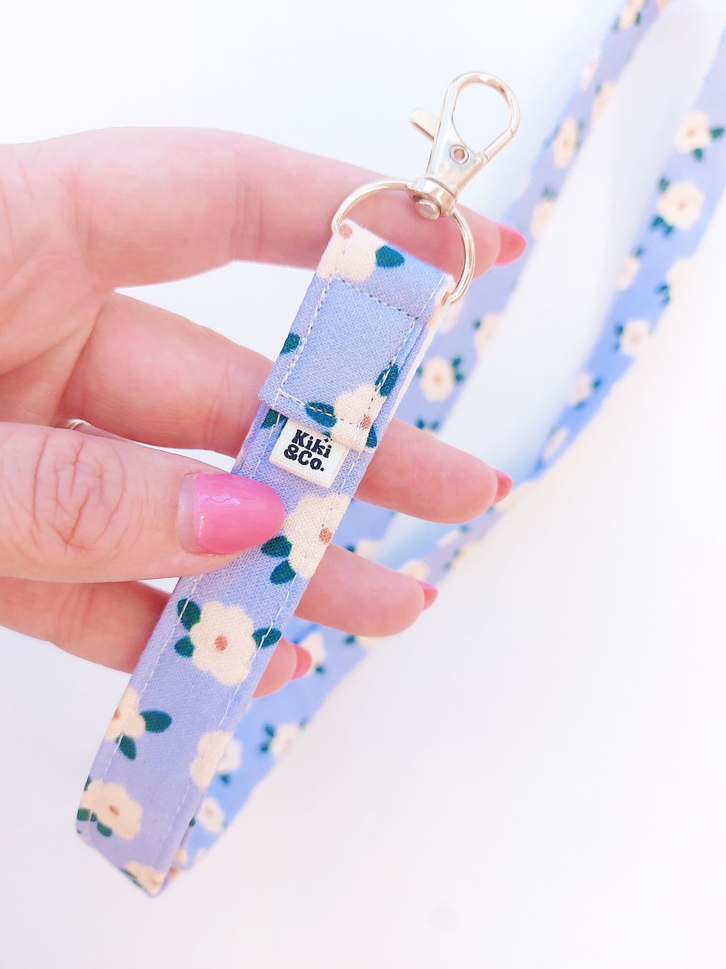 Lanyard - Blue Daisy