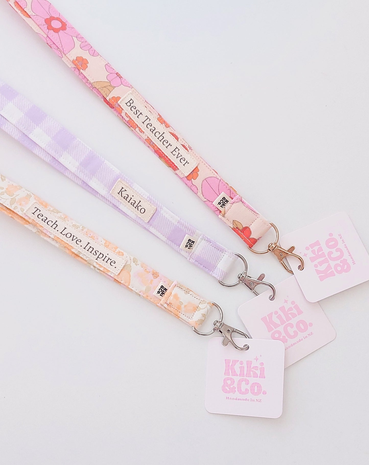 Lanyard - Blue Daisy